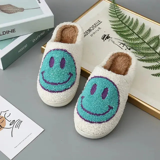 Cute Smile Pattern Fluffy Slippers - KIMDRE
