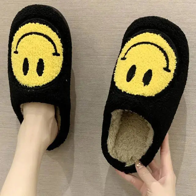 Cute Smile Pattern Fluffy Slippers - KIMDRE